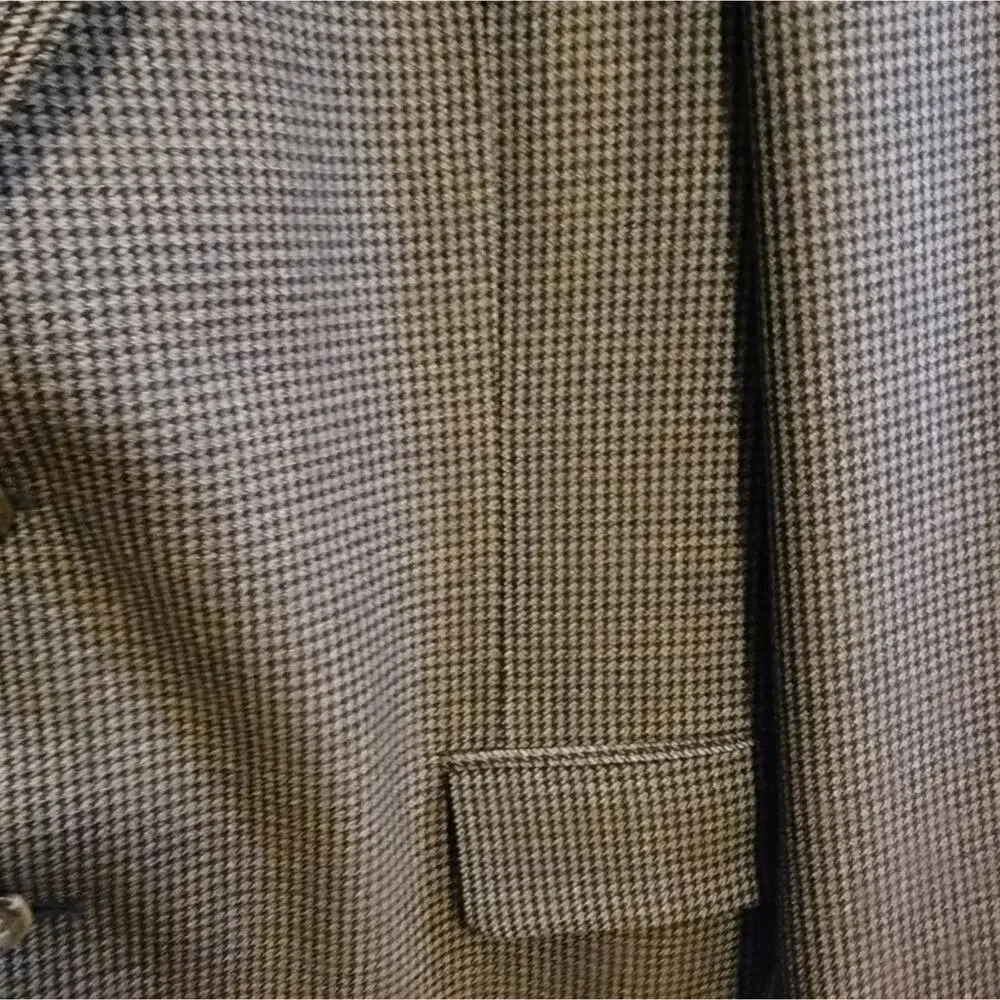 Jos A Banks 42R Black Checkered Suit Jacket